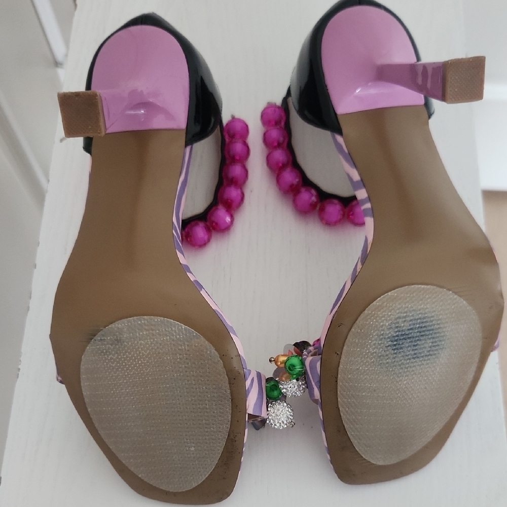 Betsey Johnson Clooney Size 8 Women's Heels - Picture 5 of 5